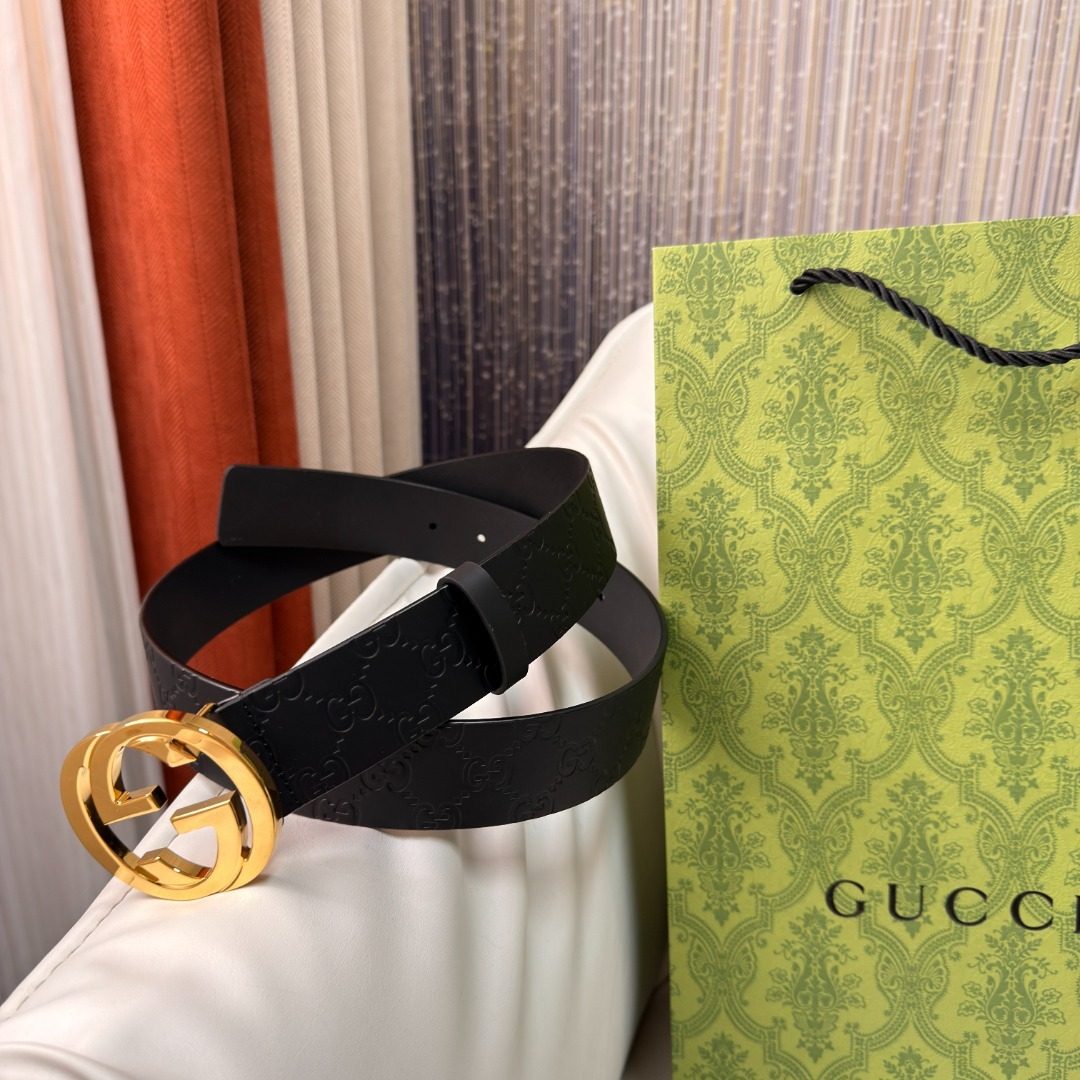 Gucci GG Embossed Black Leather Belt