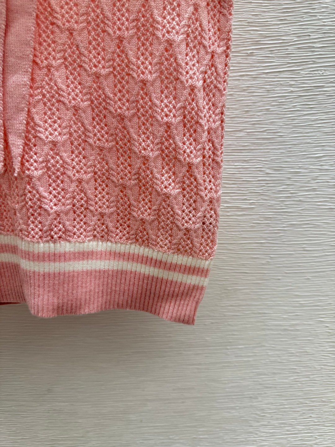 Pink Knit Crewneck Sweater with Textured Pattern