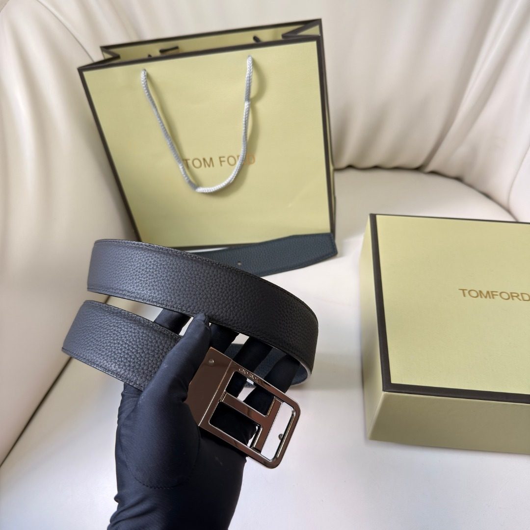 Tom Ford Textured Leather Belt