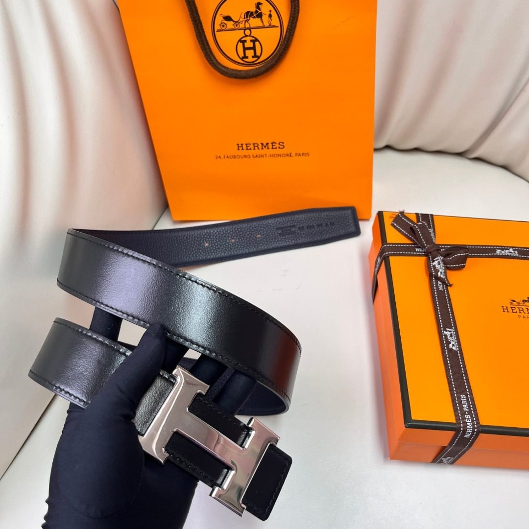 Hermès H Reversible Leather Belt