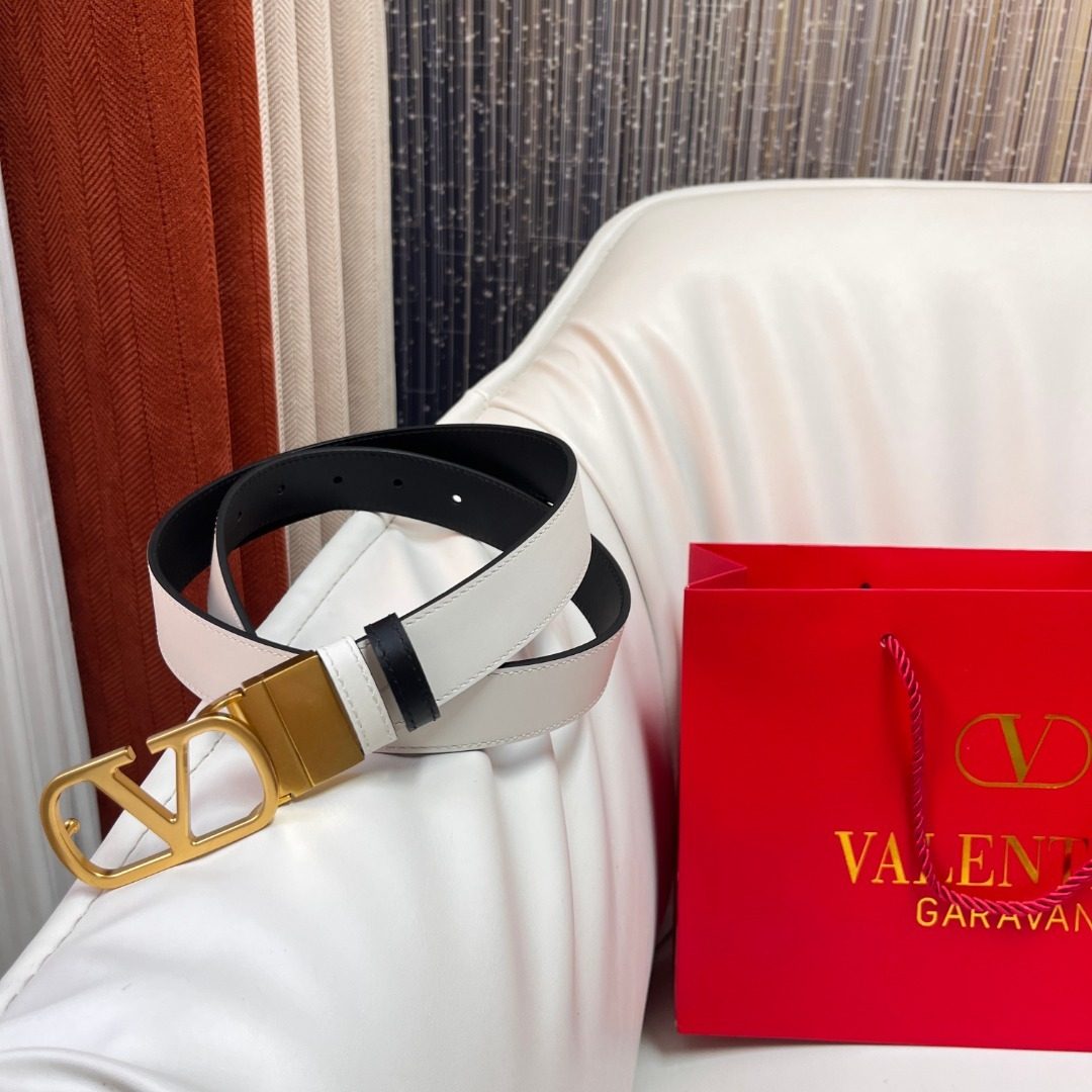 Valentino Garavani VLogo Reversible Leather Belt