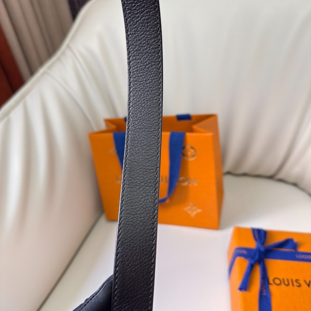 Louis Vuitton Monogram Canvas Belt