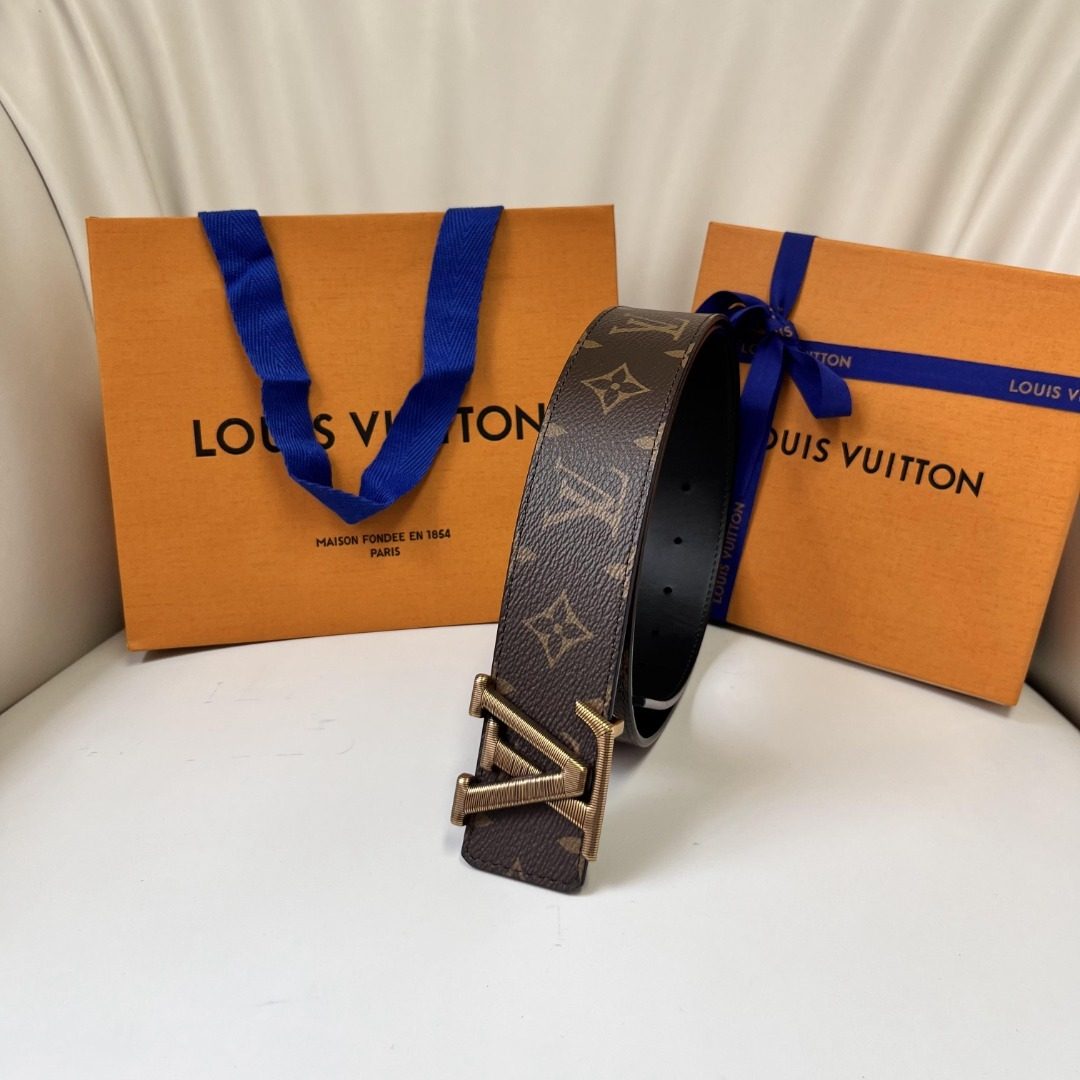 Louis Vuitton Monogram Canvas Leather Belt