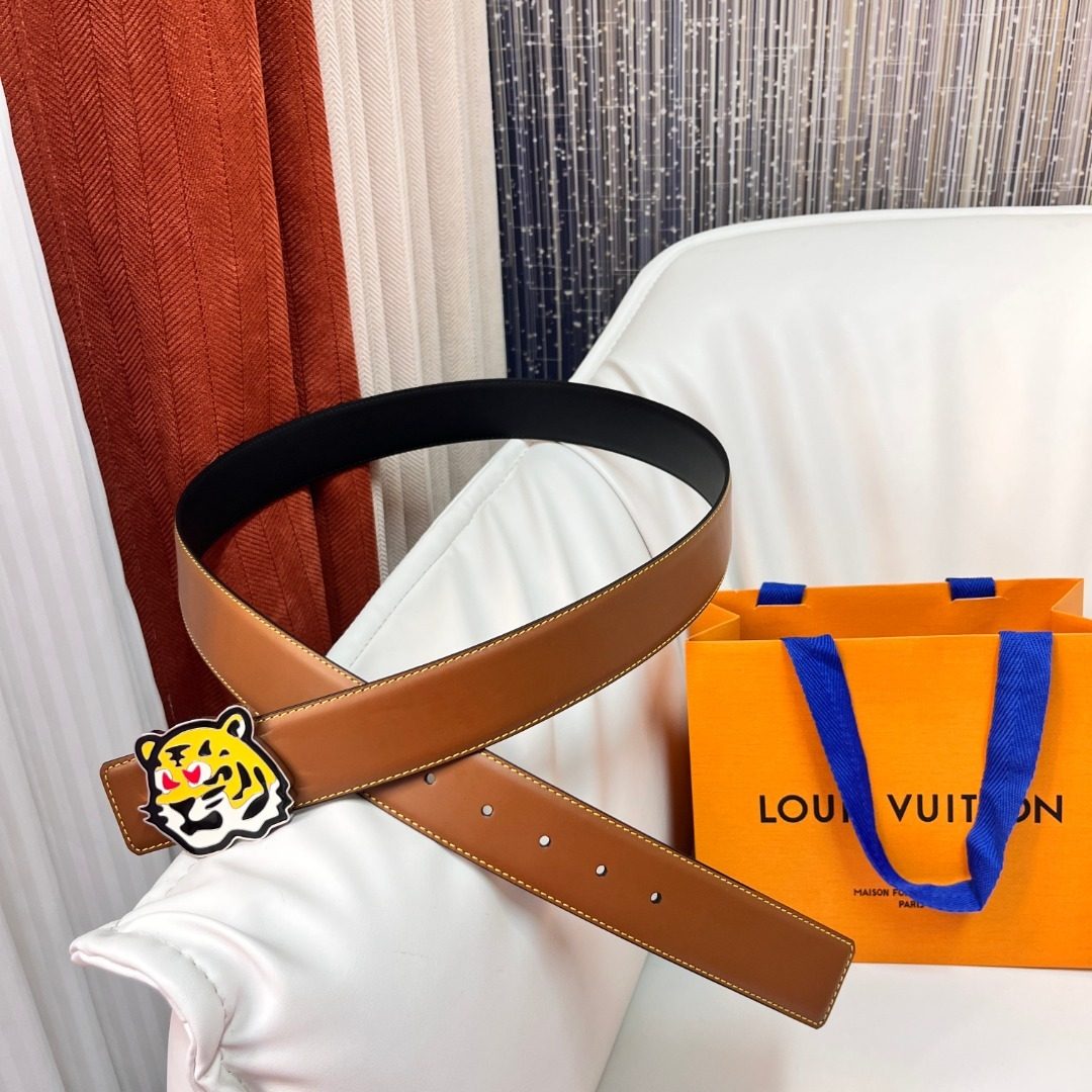 Louis Vuitton Tiger Buckle Leather Belt