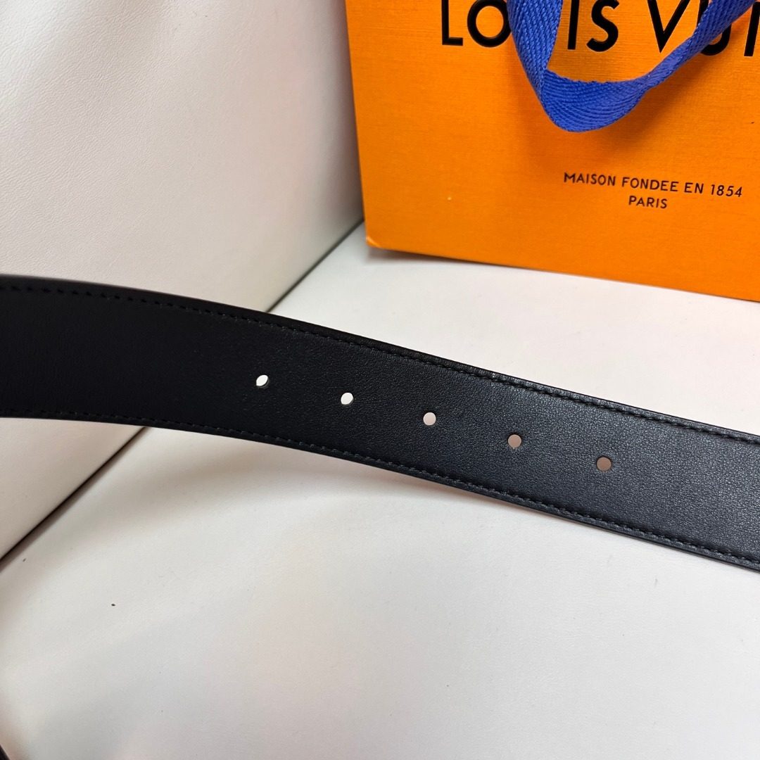 Louis Vuitton Monogram Canvas Leather Belt