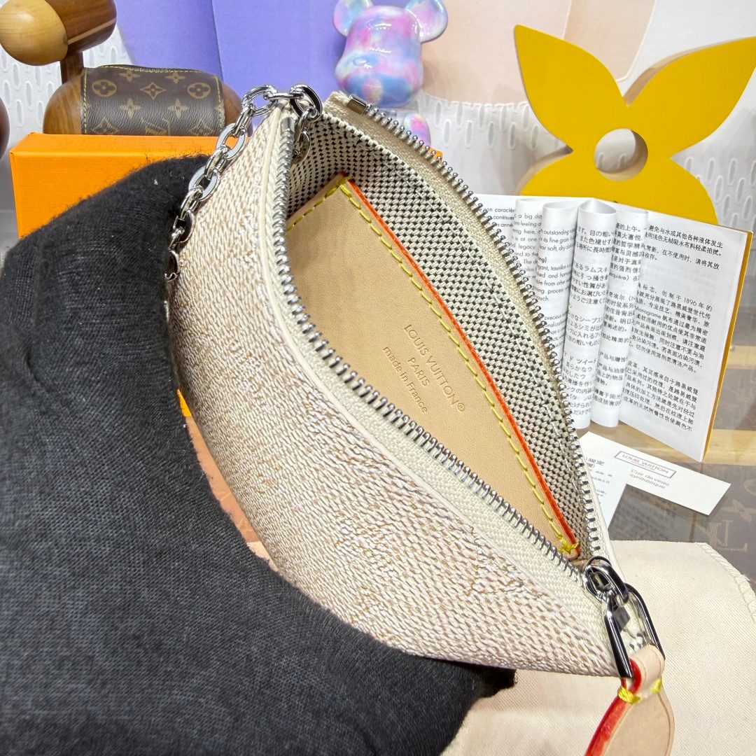 Louis Vuitton Damier Azur Canvas Pouch