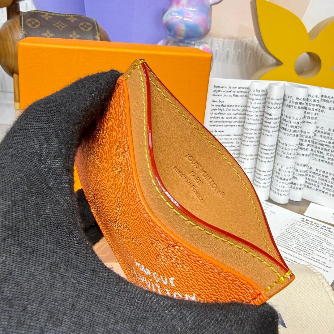 Louis Vuitton Monogram Canvas Bifold Wallet