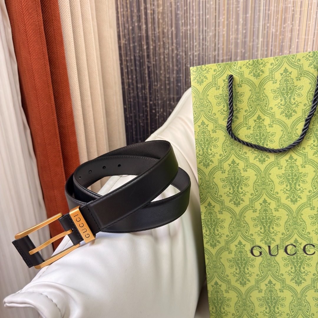 Gucci Gold Buckle Black Leather Belt