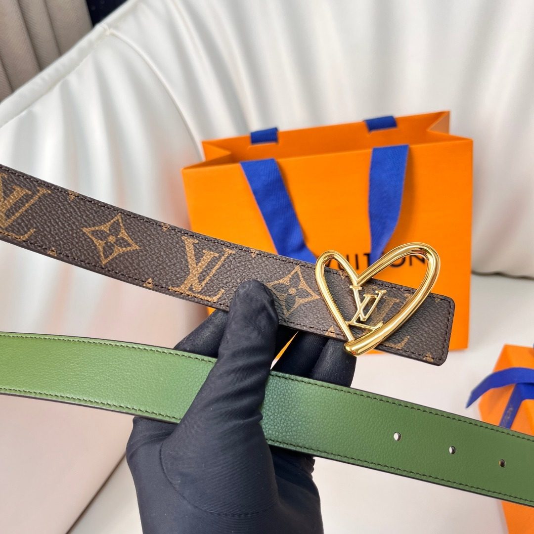 Louis Vuitton Monogram Heart Buckle Belt
