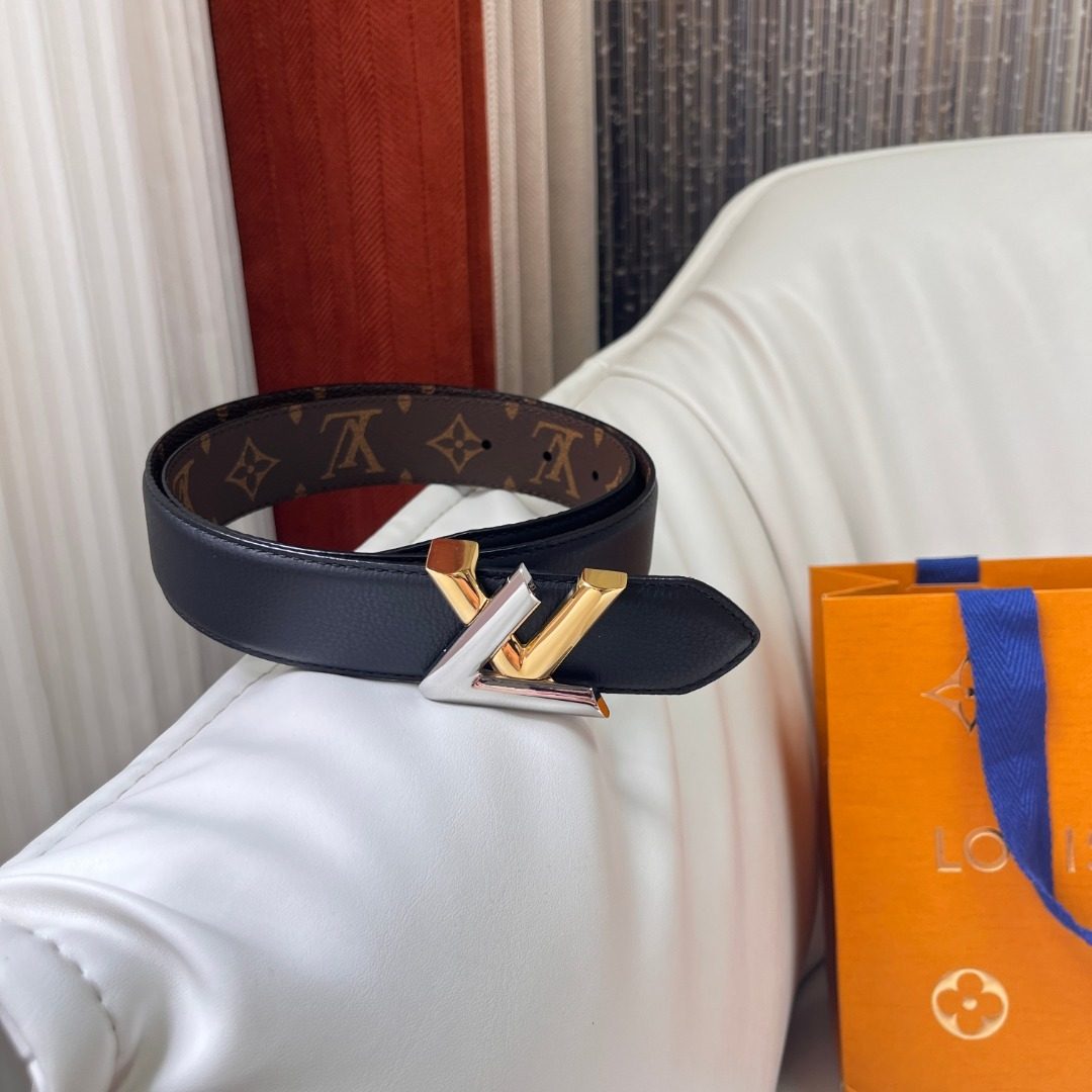 Louis Vuitton Monogram Canvas Leather Belt