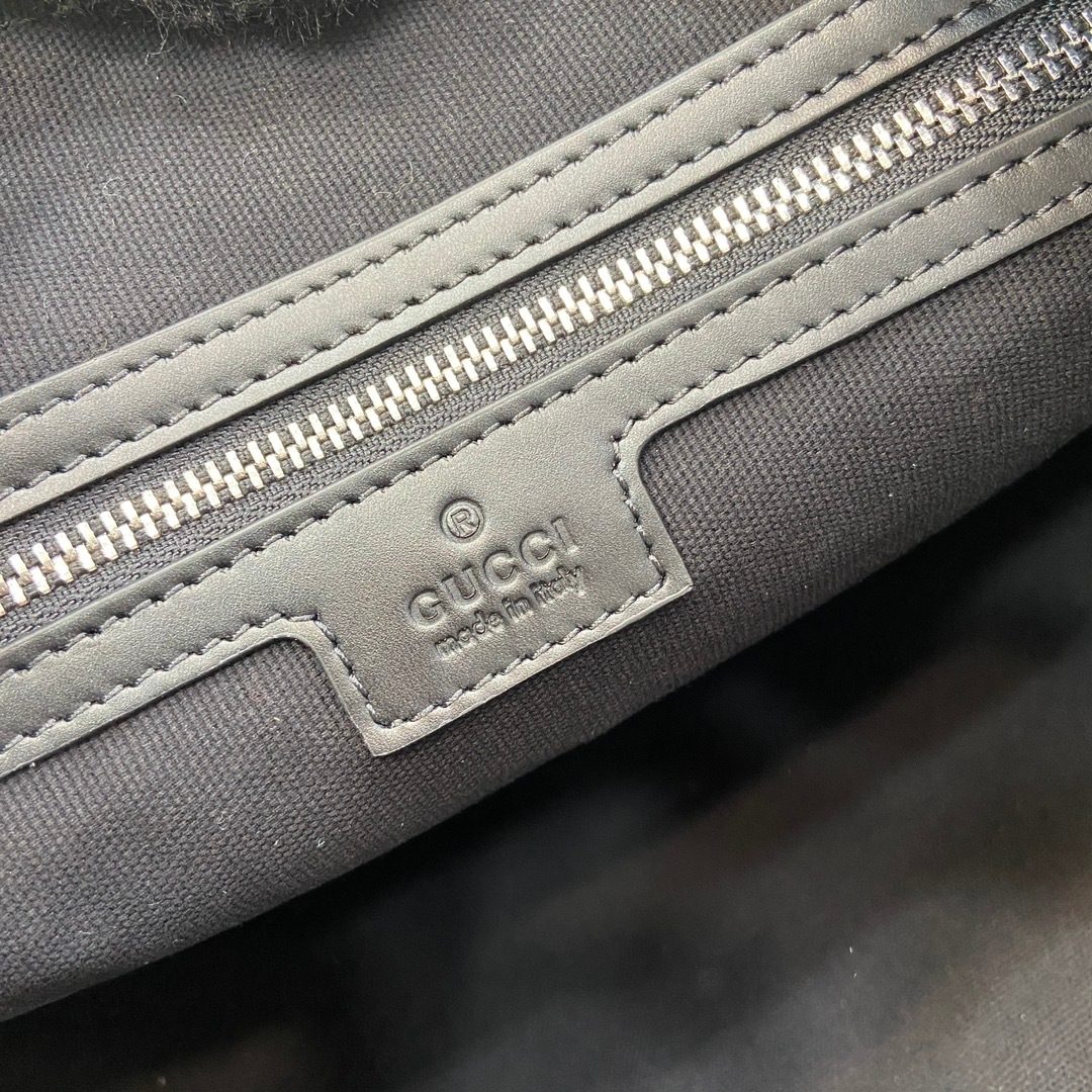 Gucci GG Canvas Shoulder Bag Black