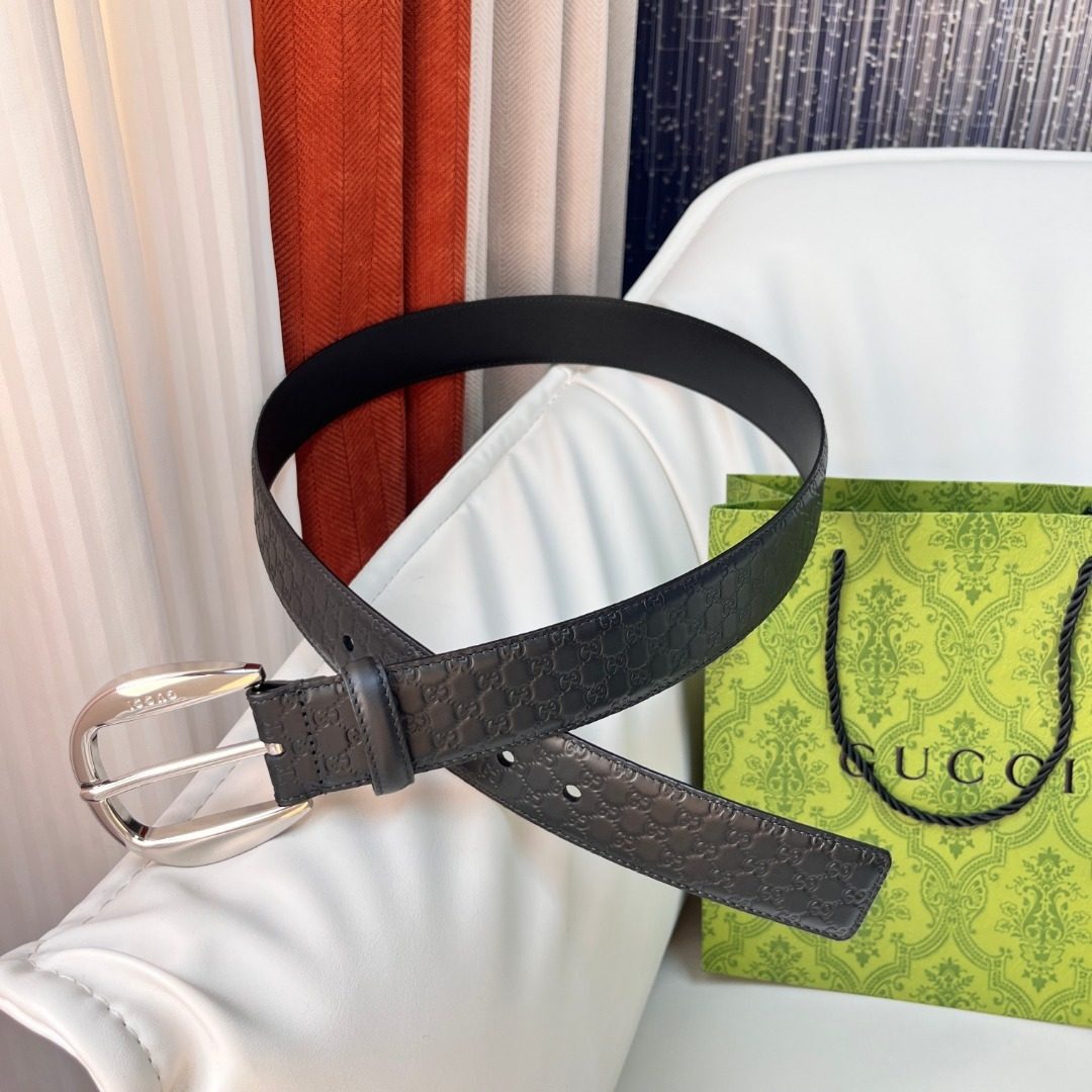 Gucci GG Embossed Leather Belt Black