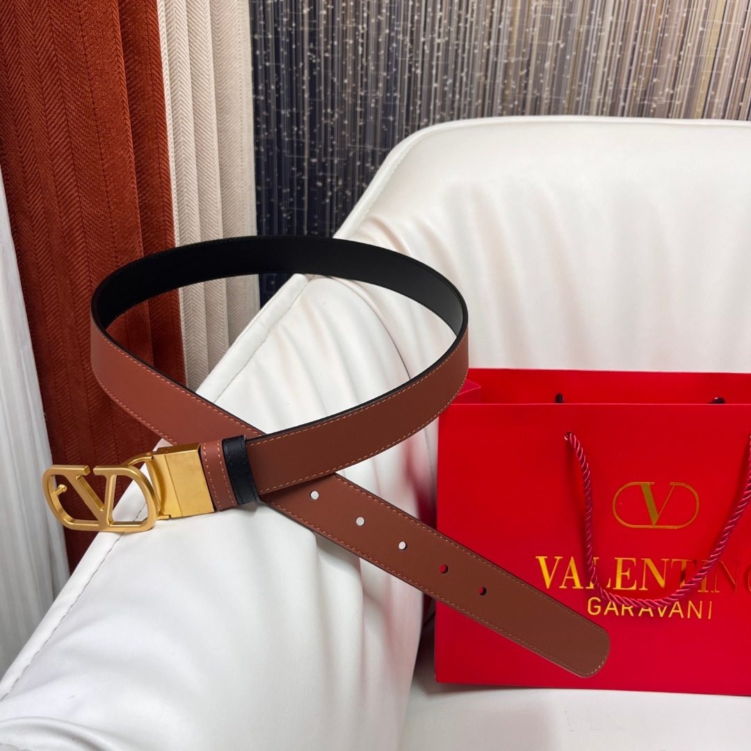 Valentino Garavani VLogo Leather Belt