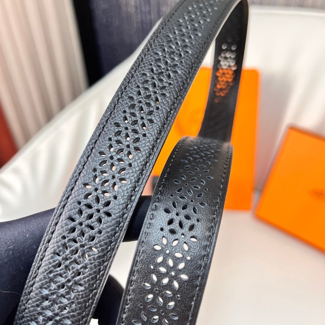 Hermès H Buckle Leather Belt