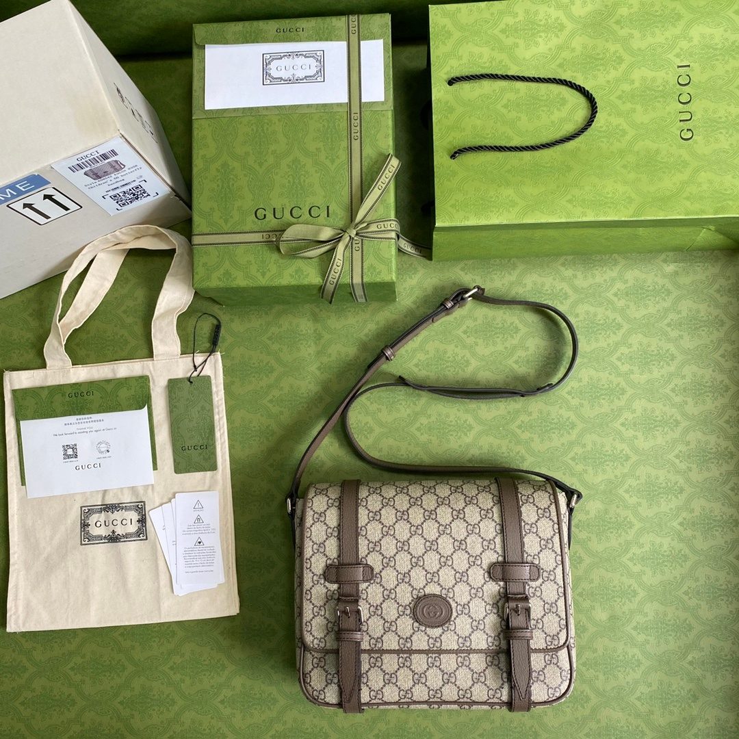 Gucci GG Supreme Messenger Bag