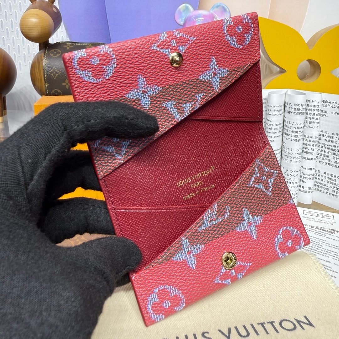 Louis Vuitton Monogram Canvas Wallet Set
