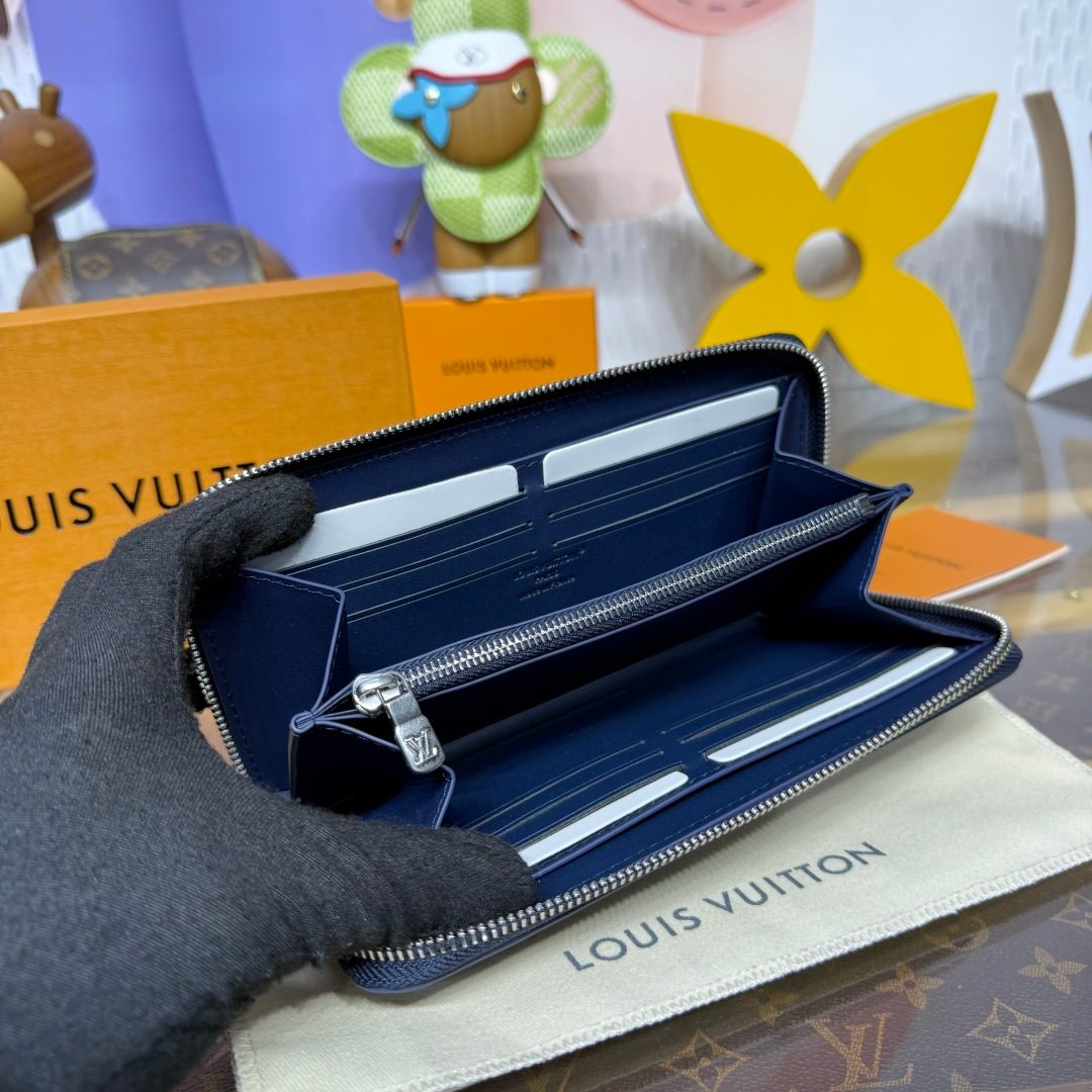 Louis Vuitton Zippy Wallet Navy Blue