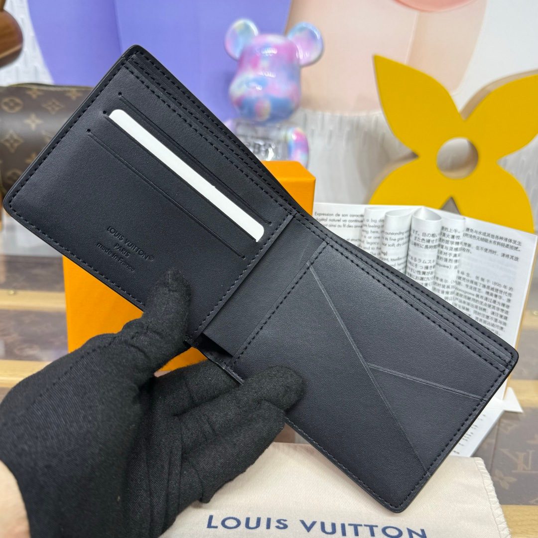 Louis Vuitton Damier Graphite Bifold Wallet
