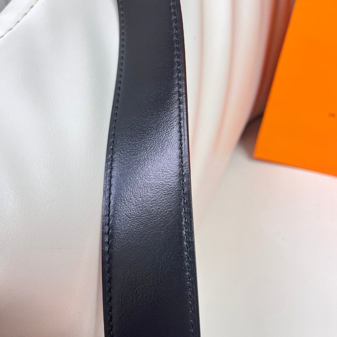 Hermès Constance H Reversible Leather Belt
