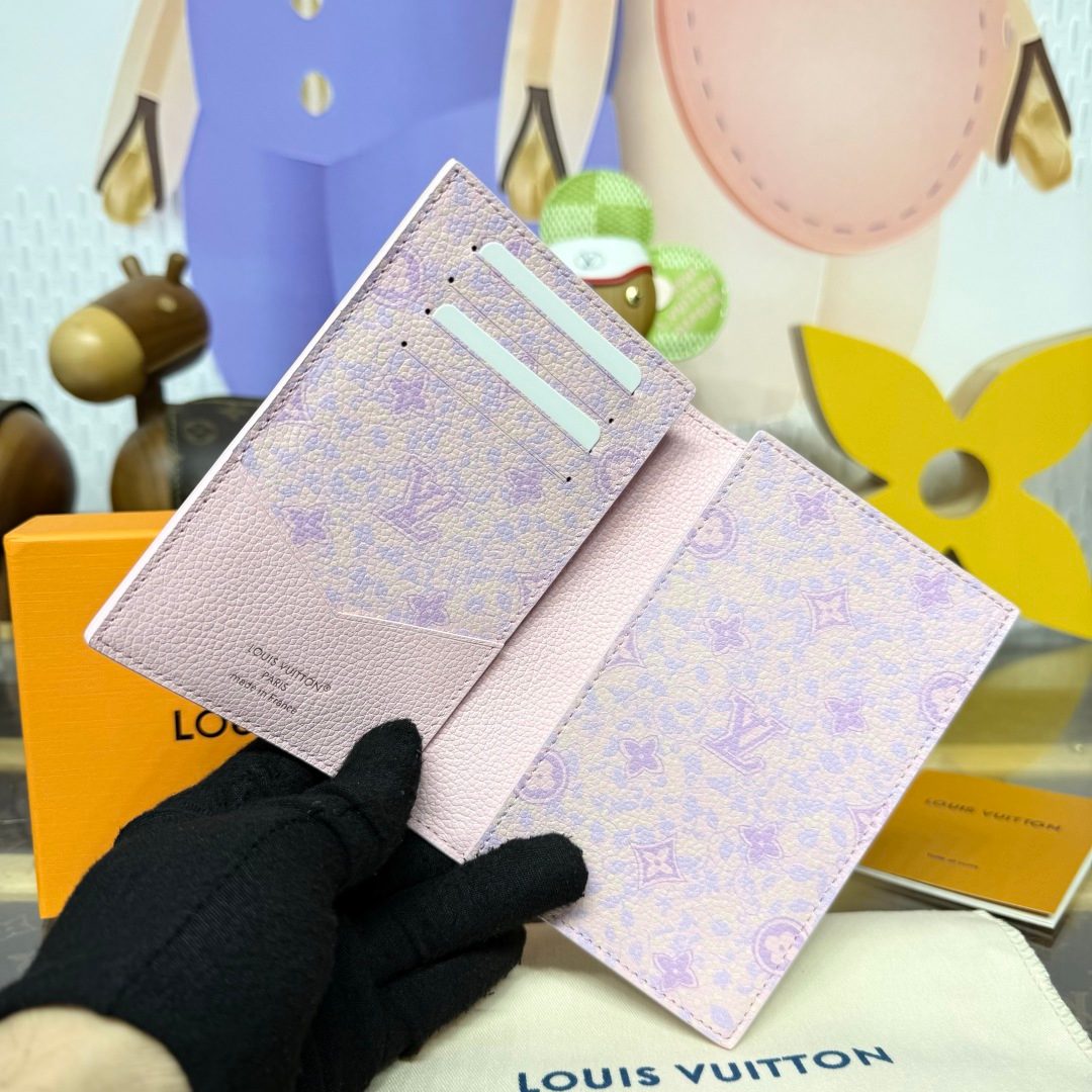 Louis Vuitton Monogram Vernis Card Holder Wallet
