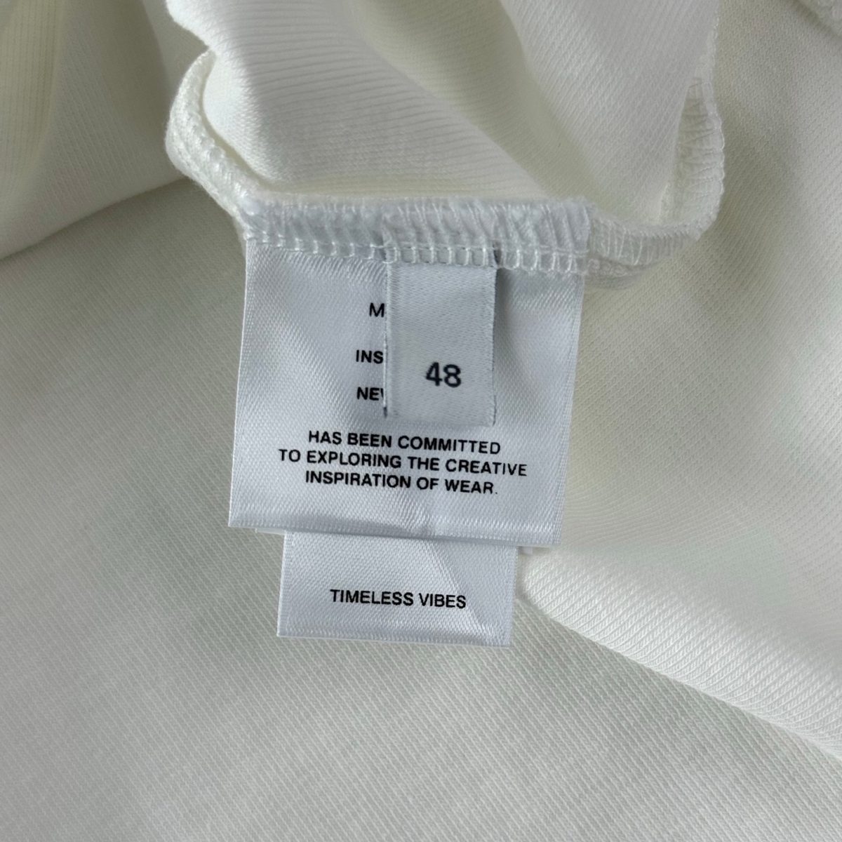 LP Suraj Taj White Cotton Linen T-Shirt