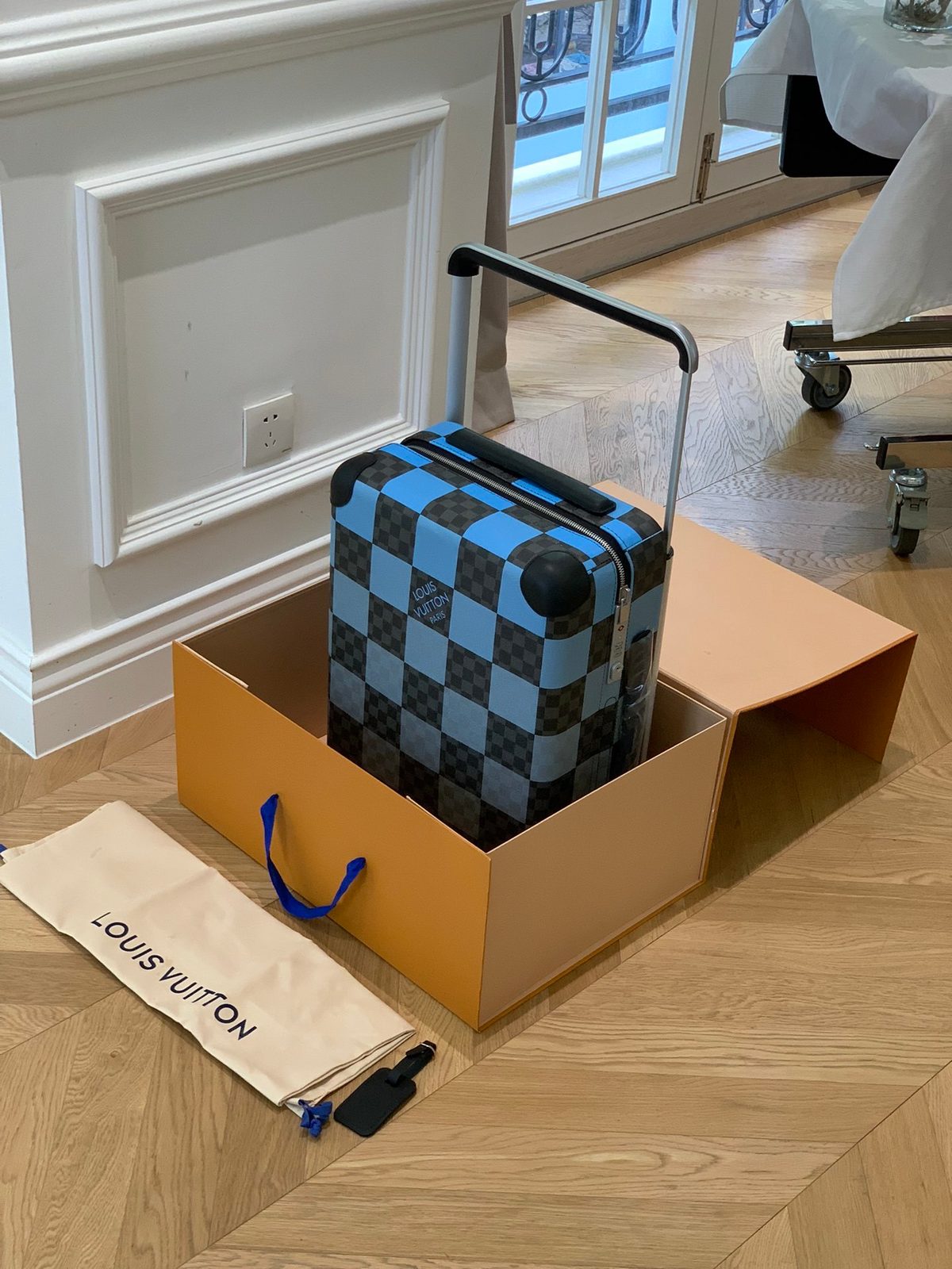 Suitcase/Case Trolley case