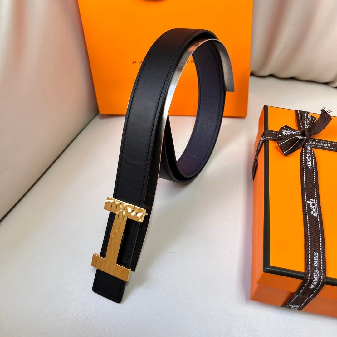 Hermès Constance H Reversible Leather Belt