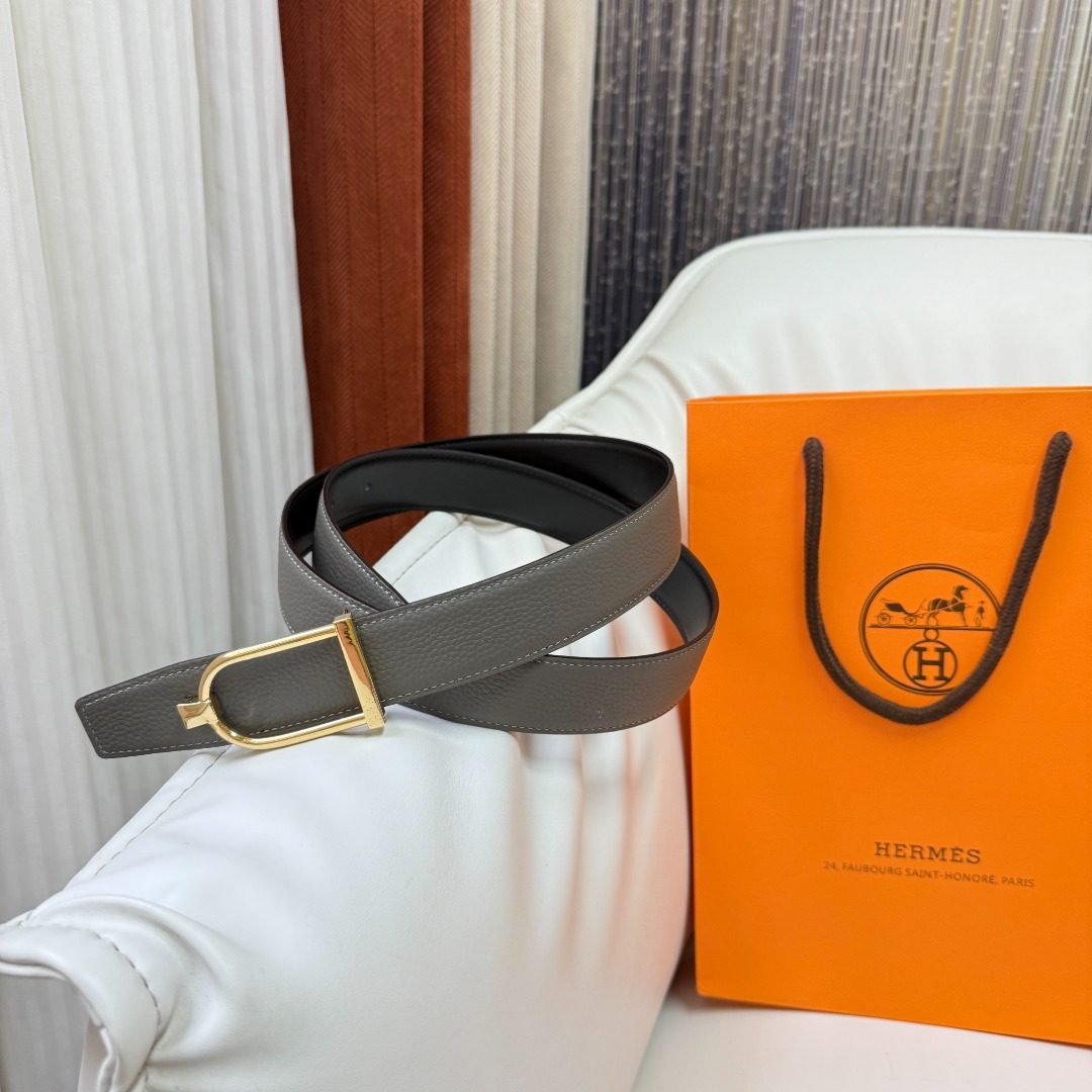 Hermès Reversible Leather Belt with Gold Buckle
