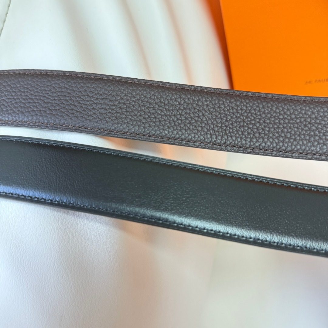 Hermès Reversible Leather Belt with Gold Hardware
