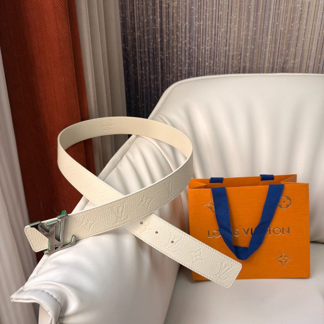 Louis Vuitton White Leather LV Belt