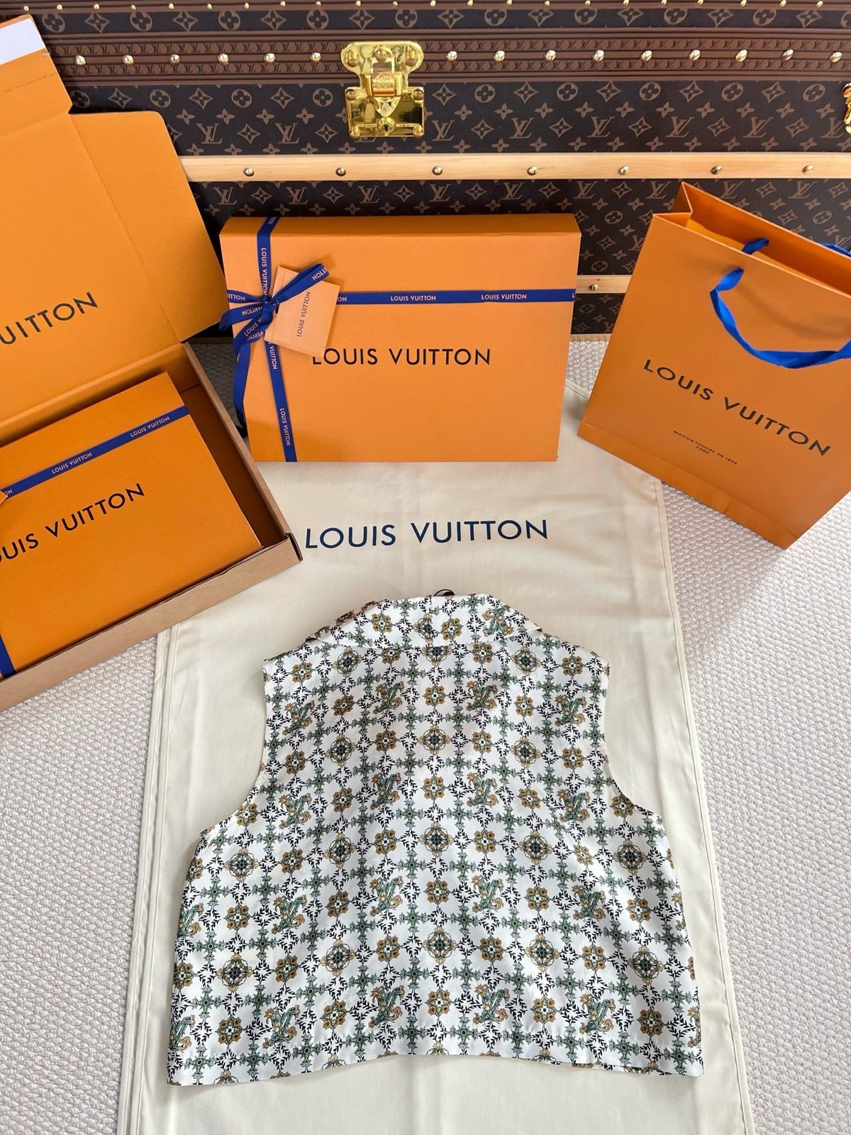 Louis Vuitton Floral Silk Sleeveless Blouse