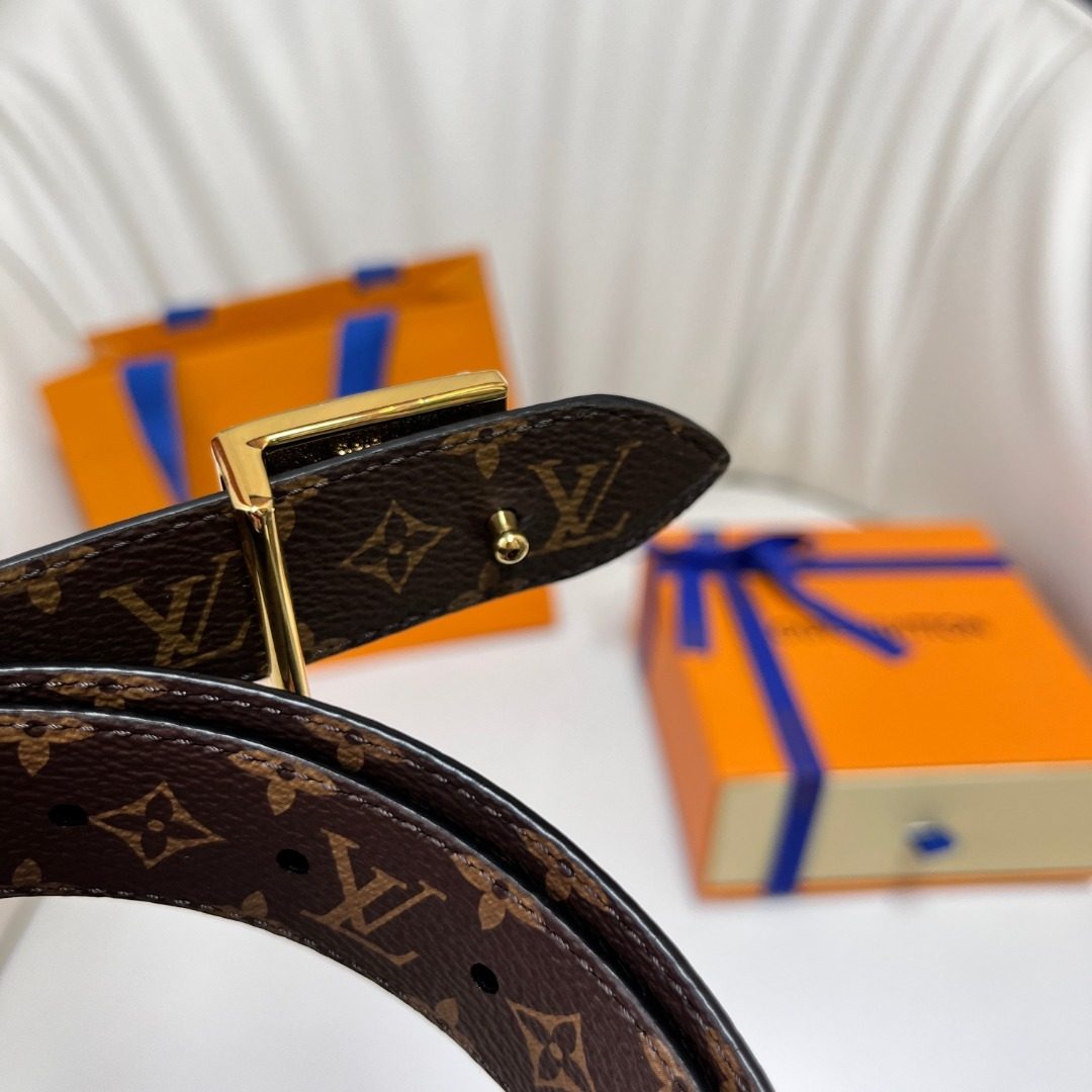 Louis Vuitton Monogram Canvas Leather Belt