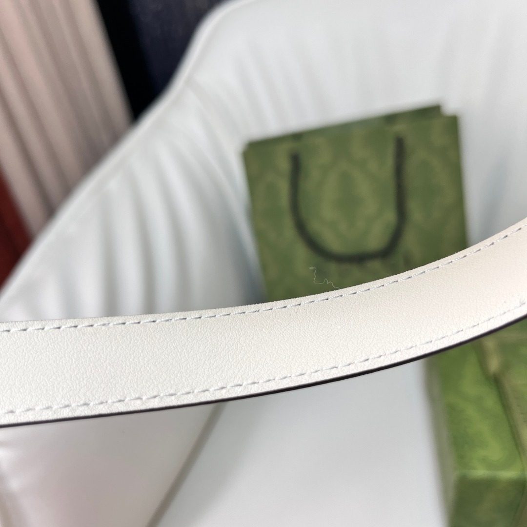 Gucci GG Marmont Leather Belt White