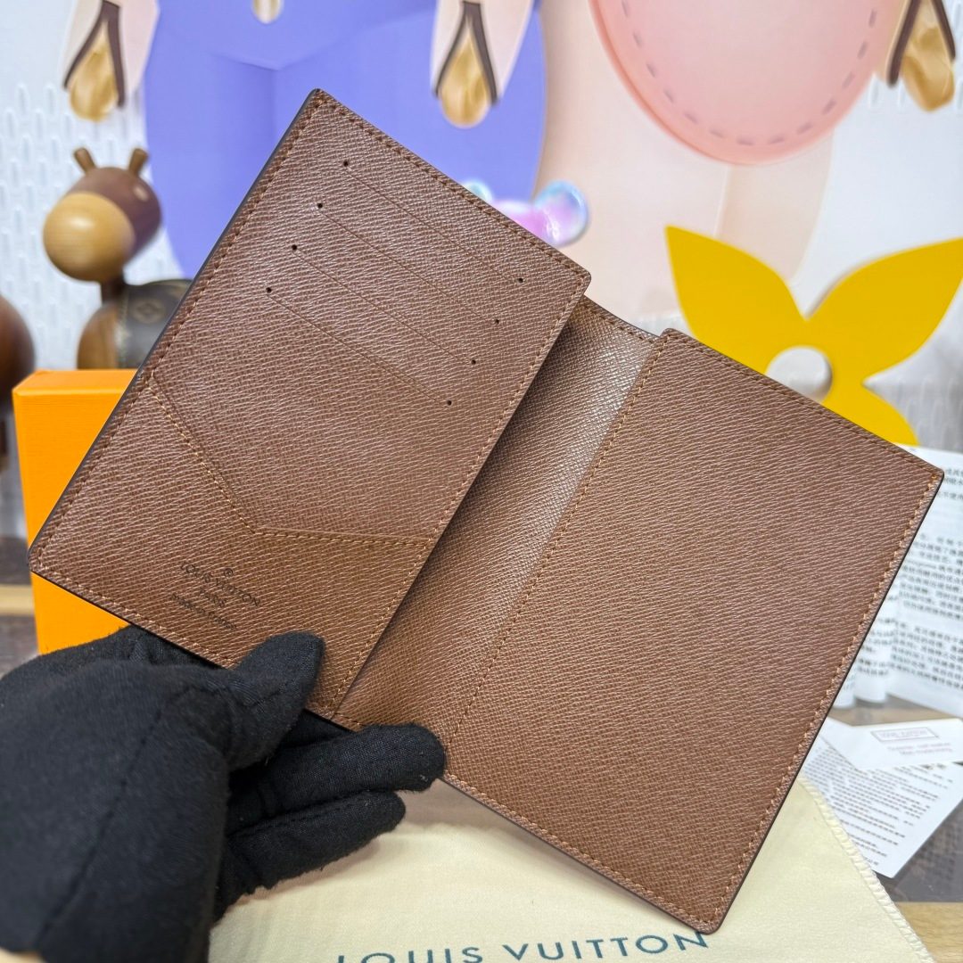 Wallet P.01946