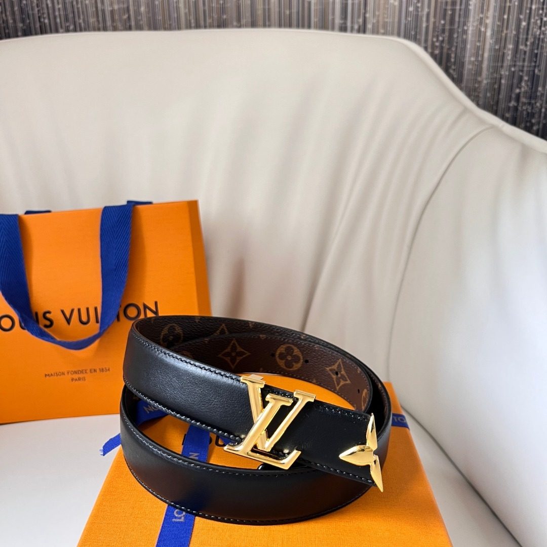 Louis Vuitton Monogram Canvas Leather Belt