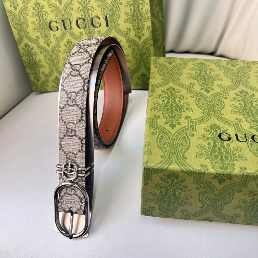 Gucci GG Supreme Canvas Leather Belt