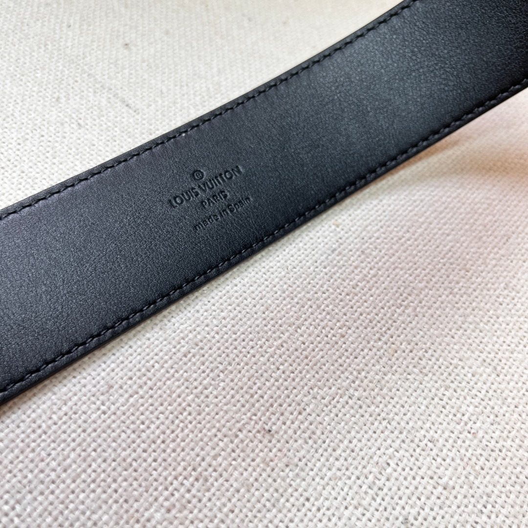 Louis Vuitton Damier Graphite Leather Belt