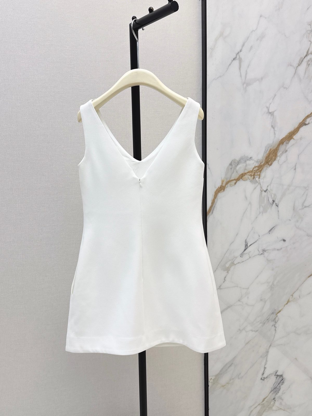 White Sleeveless Tank Top with Textured Rosette Detail