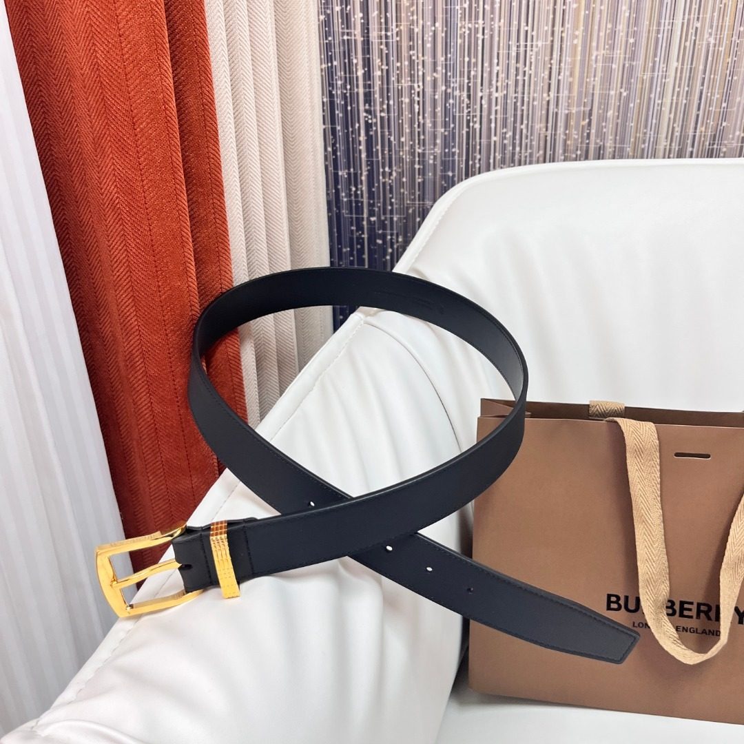 Burberry Black Leather Gold Buckle Belt