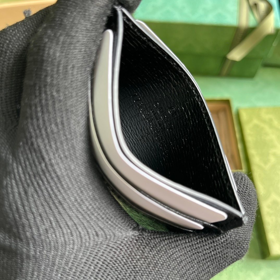Wallet8