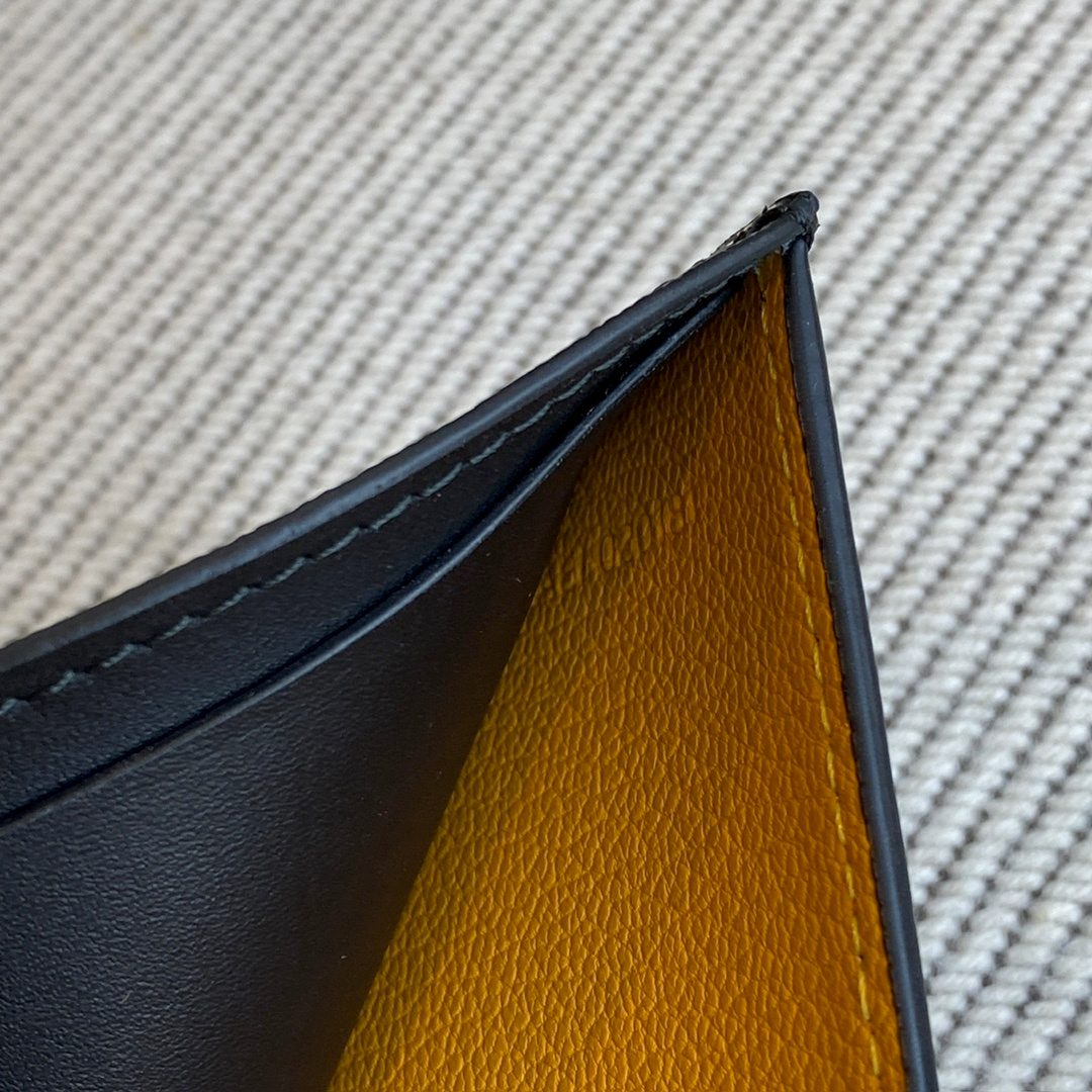 Wallet /