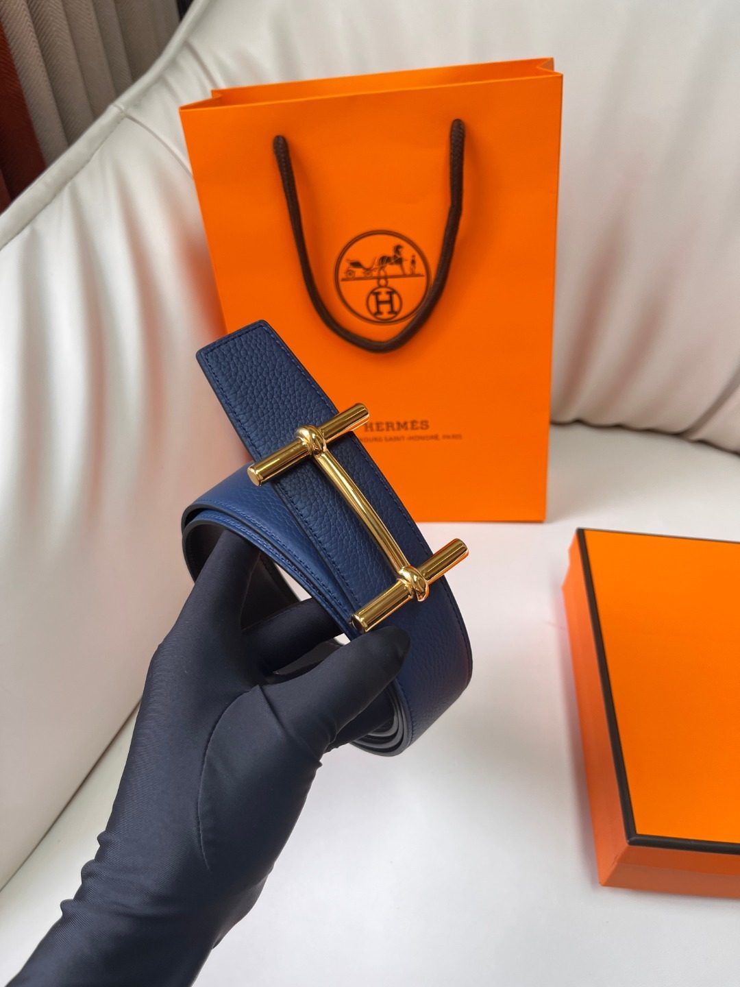 Hermès Constance H Reversible Leather Belt