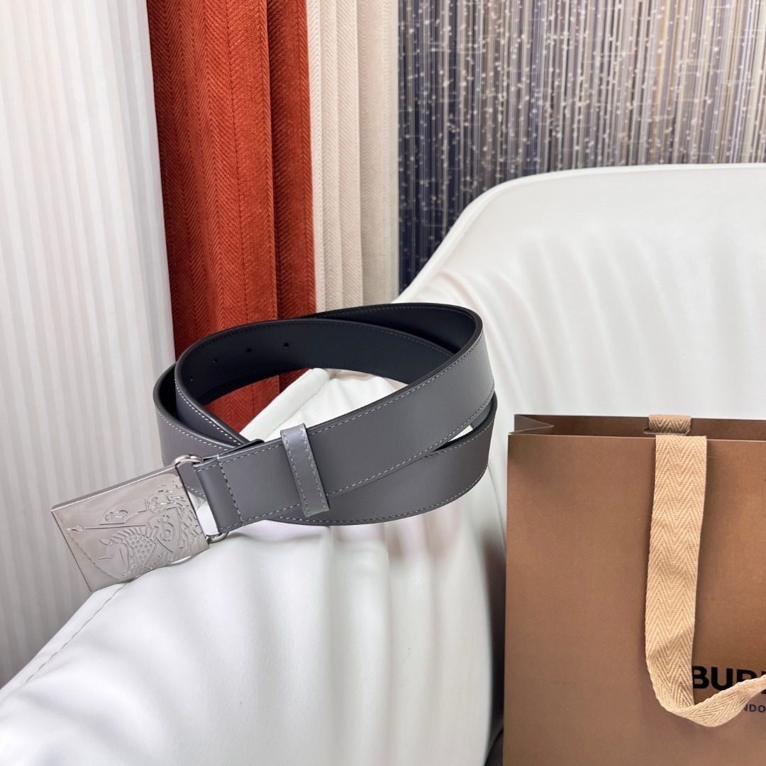Burberry Leather Belt with Engraved Buckle