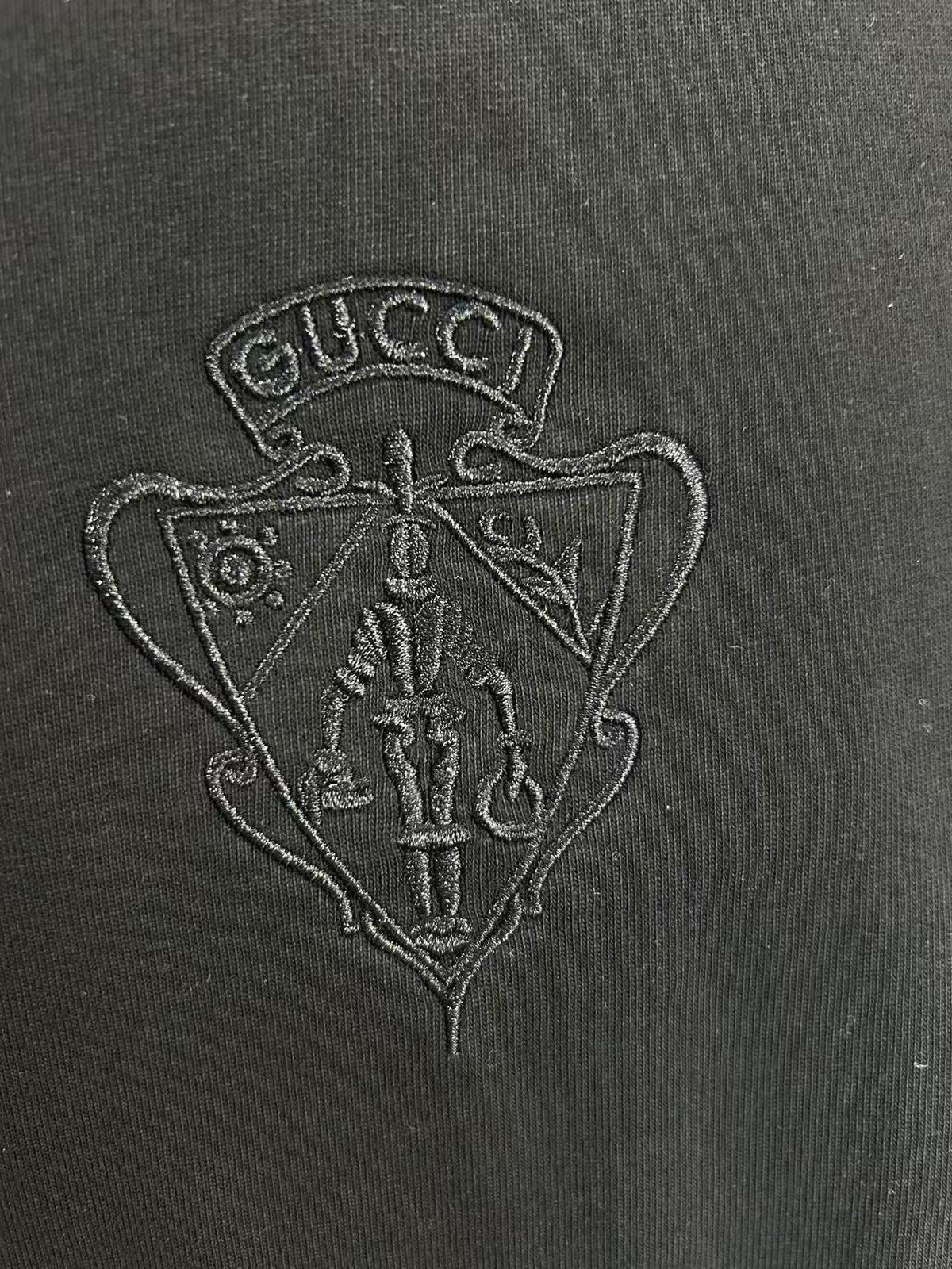Gucci Embroidered Crest Crewneck T-Shirt