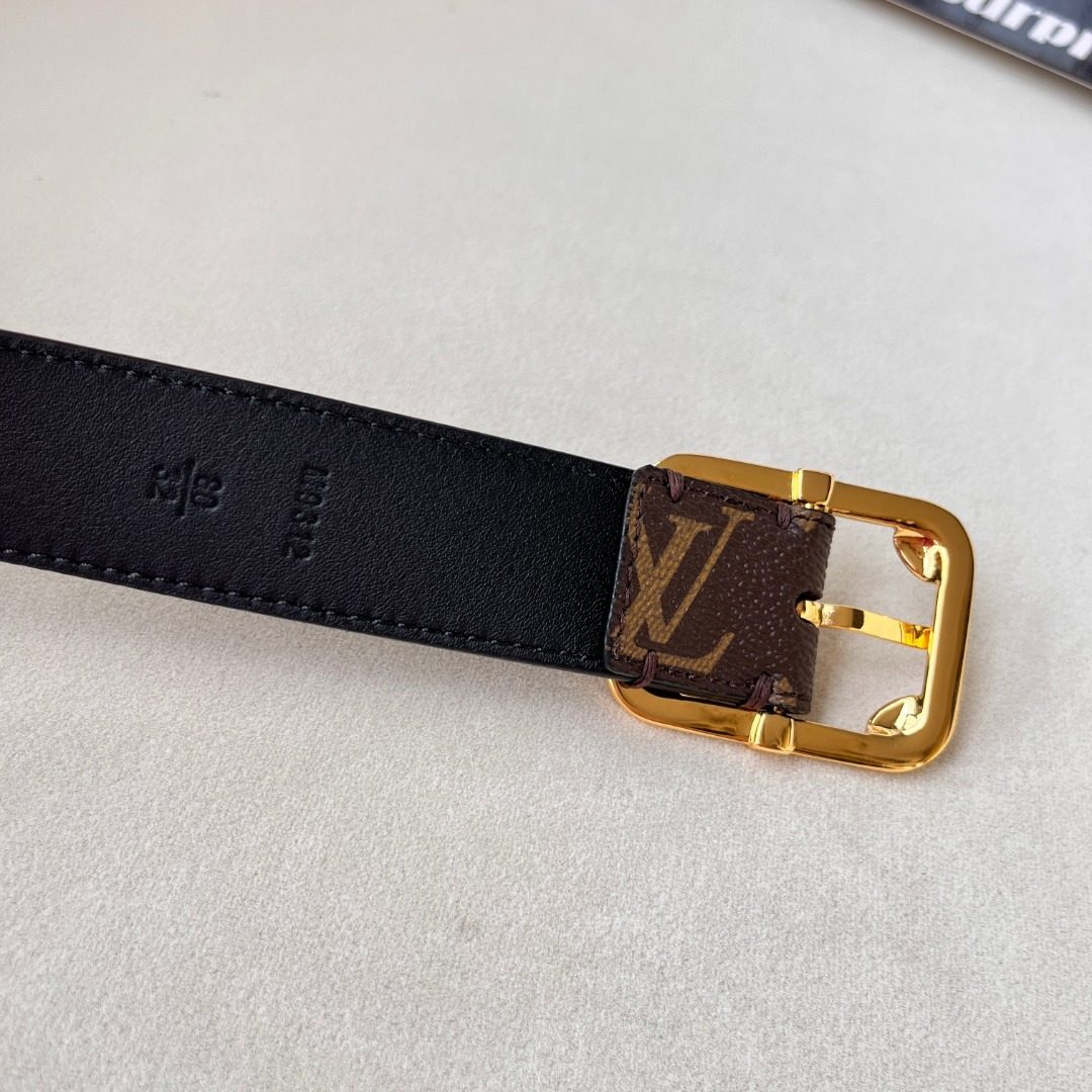 Louis Vuitton Monogram Canvas Leather Belt