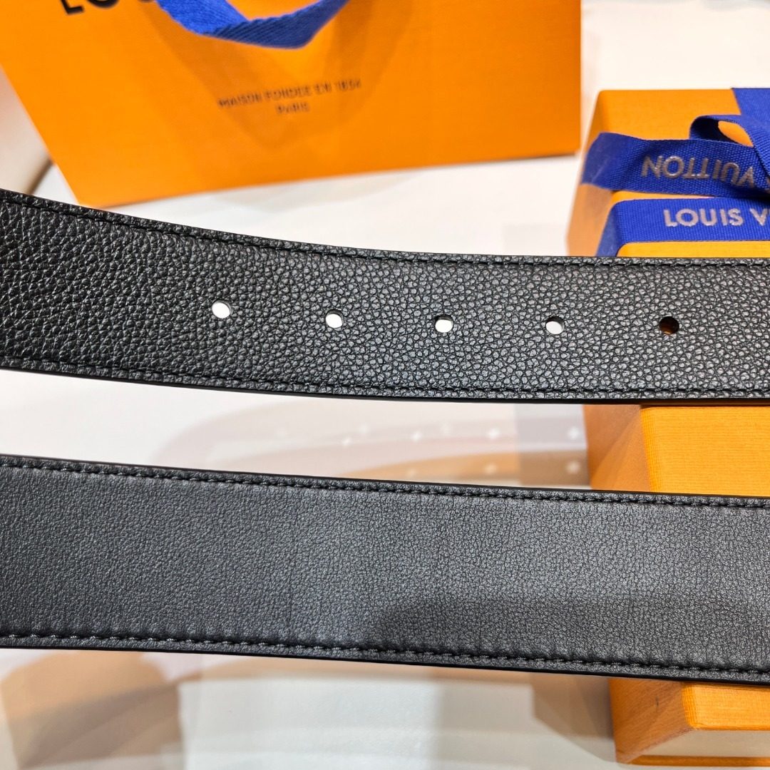 Louis Vuitton Black Leather Belt