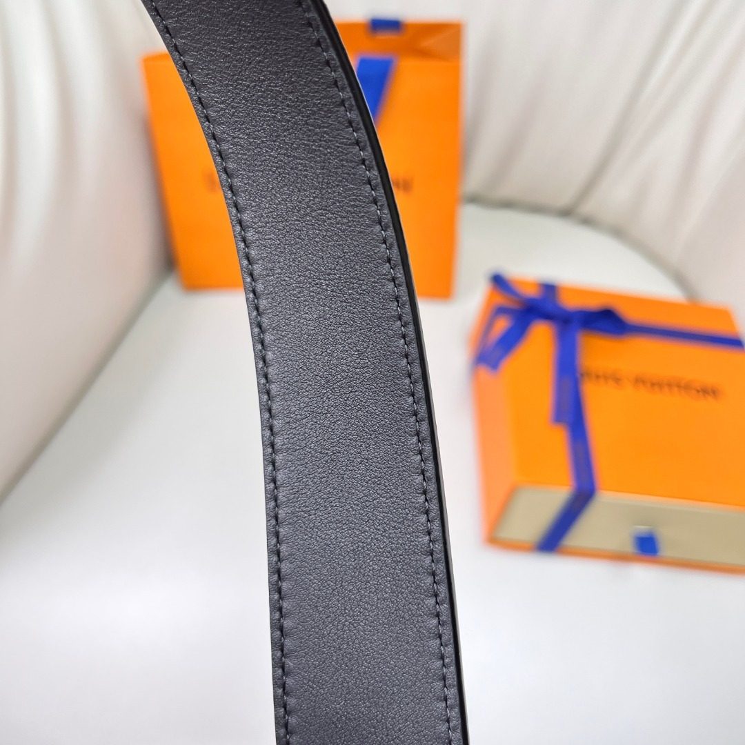 Louis Vuitton Damier Leather Belt
