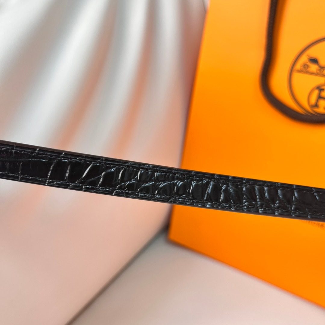 Tory Burch Orange Leather Tote Bag