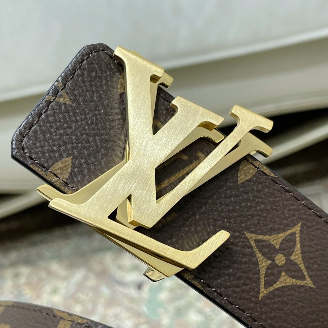 Louis Vuitton Monogram Canvas Leather Belt