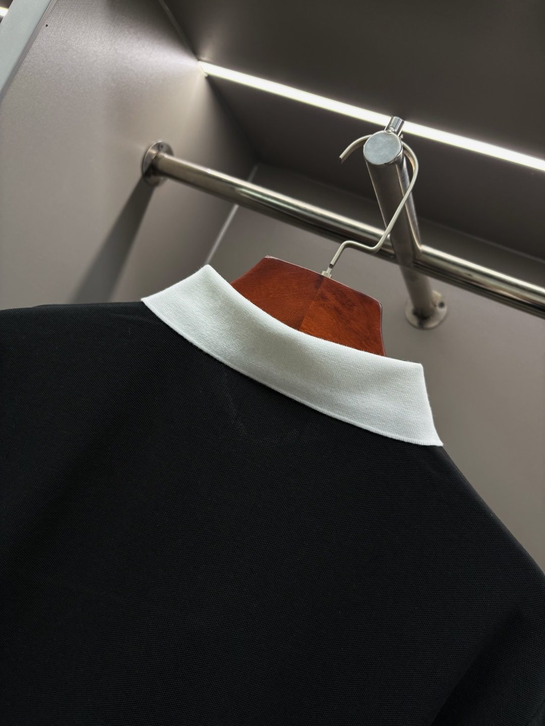 Burberry Contrast Collar Short Sleeve Polo Shirt